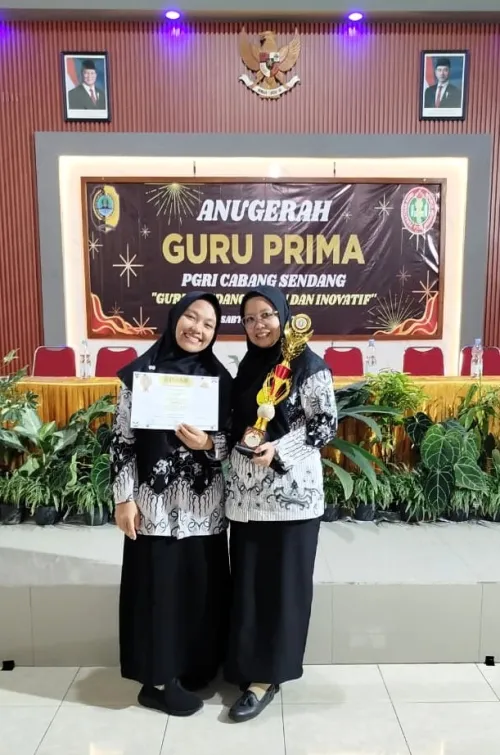 Menduduki Puncak Juara 1 Pada Ajang Anugerah Guru Prima